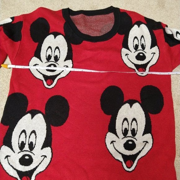 Vintage knit Mickey Sweater Disney - Picture 8 of 8